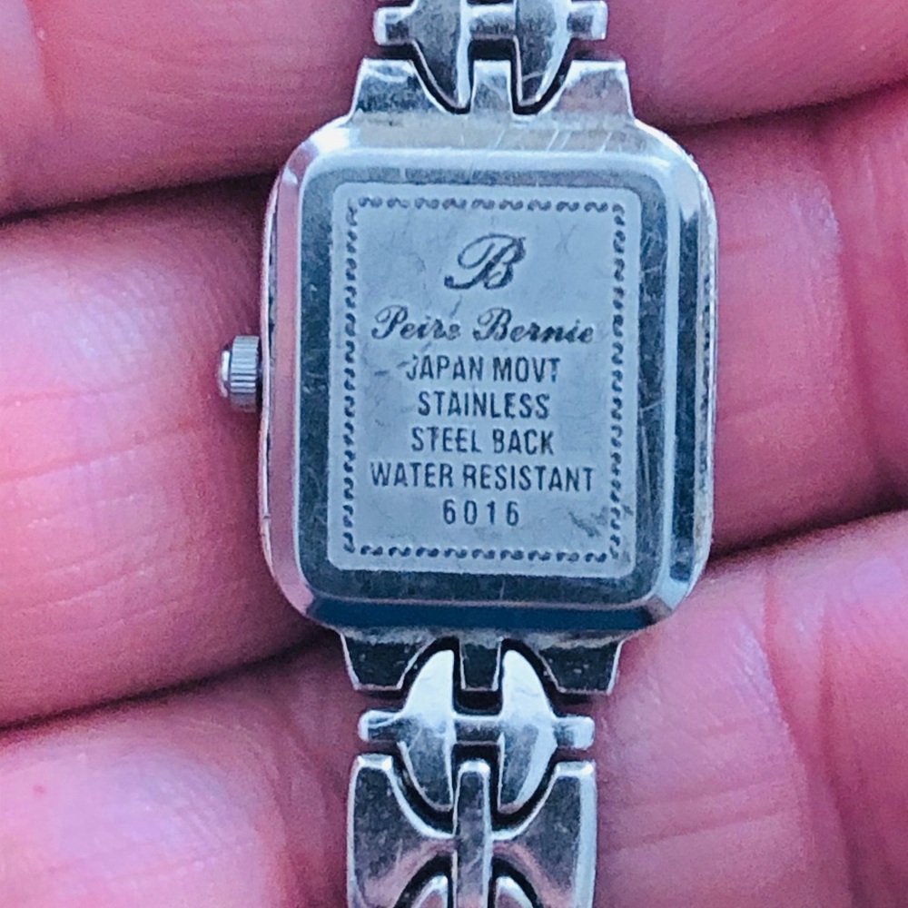 Silver Rectangular Watch With White Dial - image 3